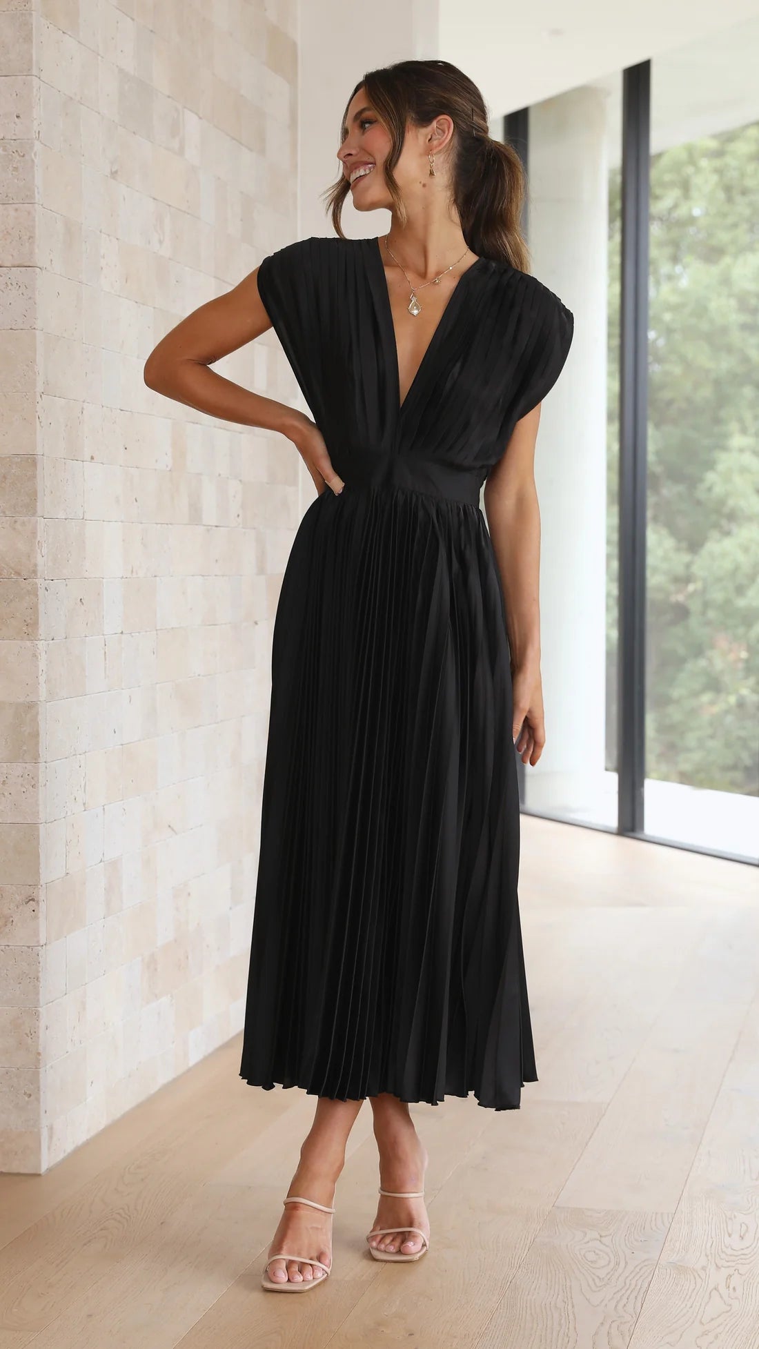 Alice | Vestido Midi Plisado