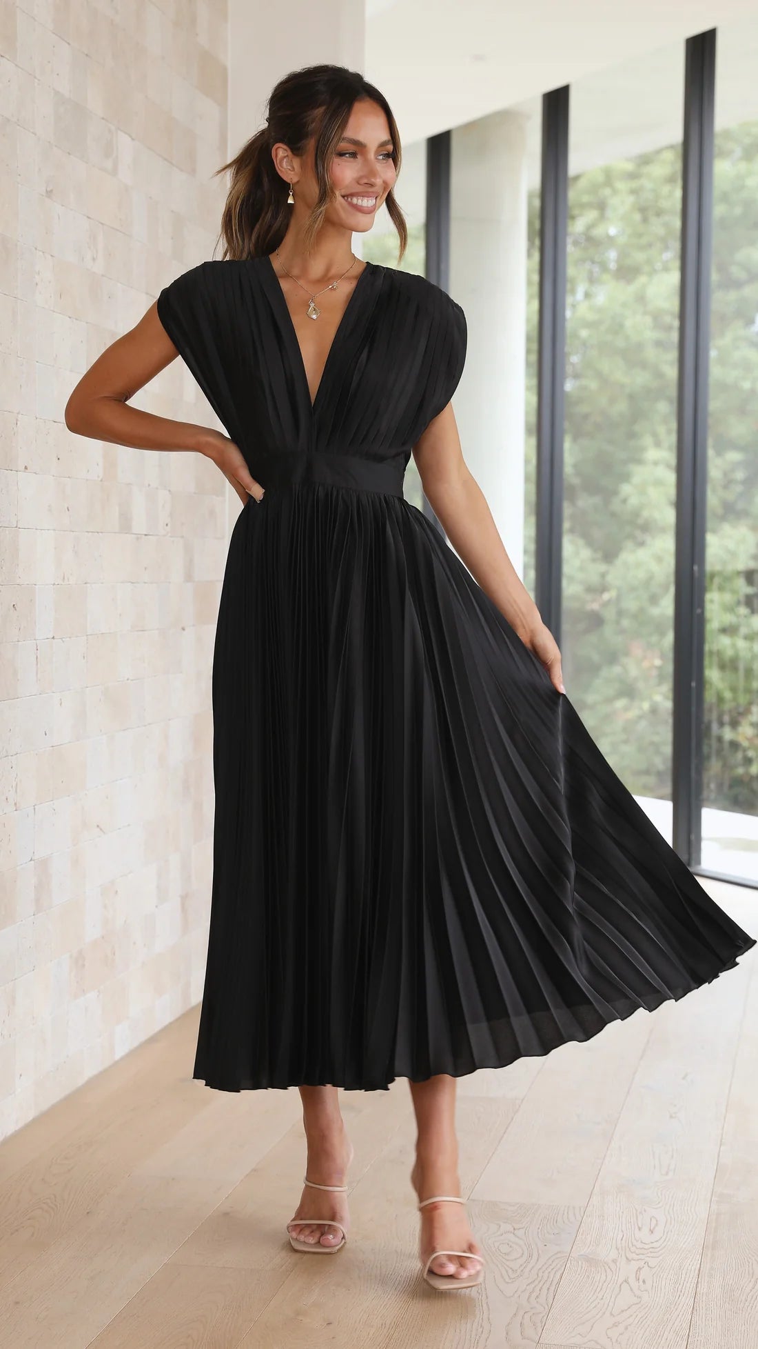 Alice | Vestido Midi Plisado