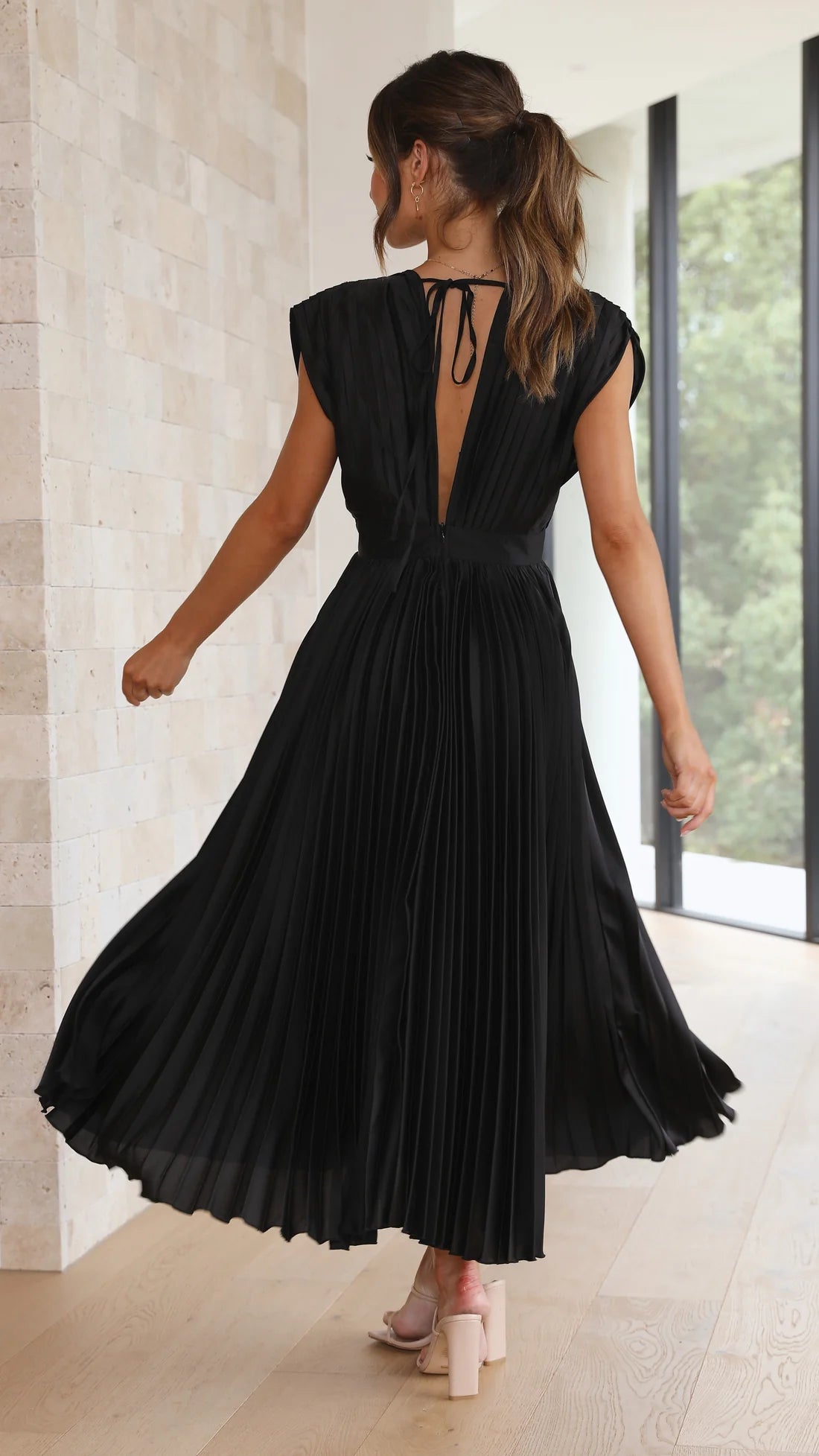 Alice | Vestido Midi Plisado