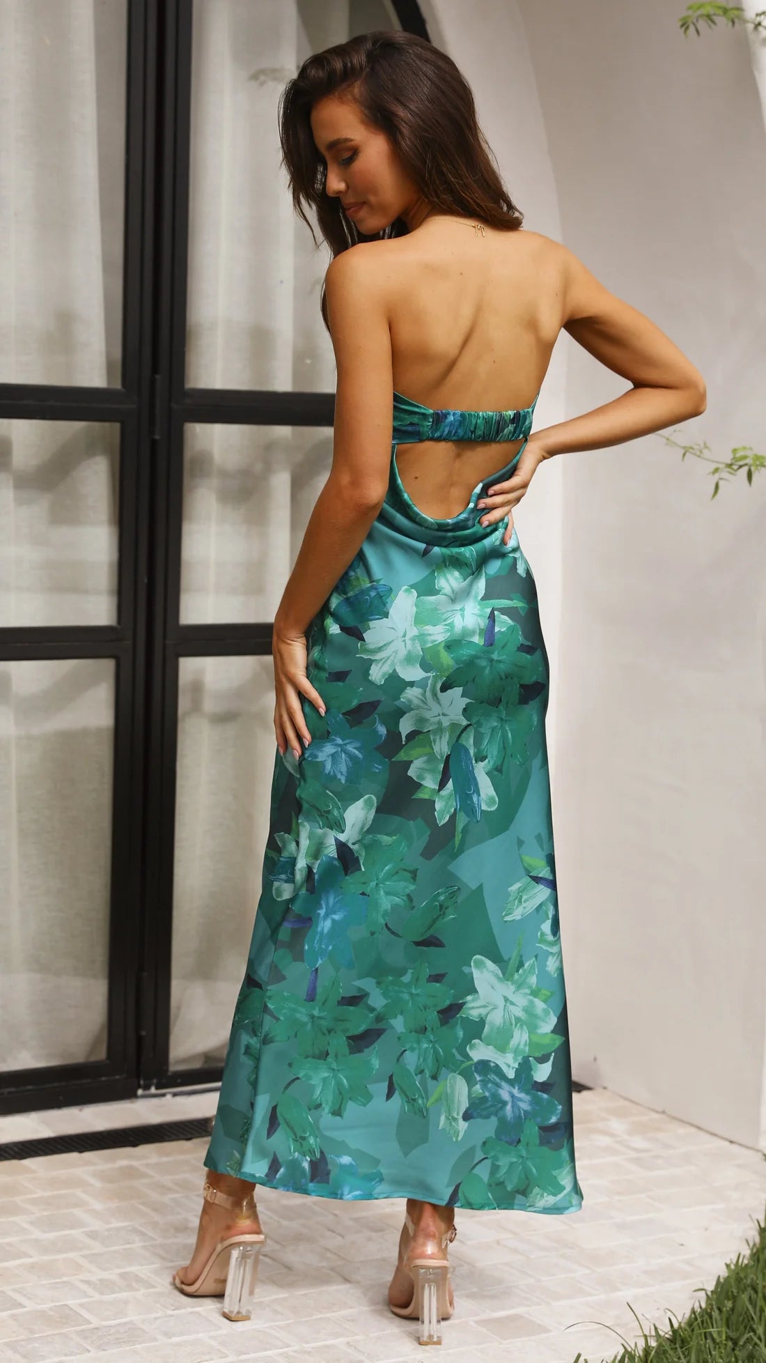 Thesa | Vestido De Satén Sin Mangas