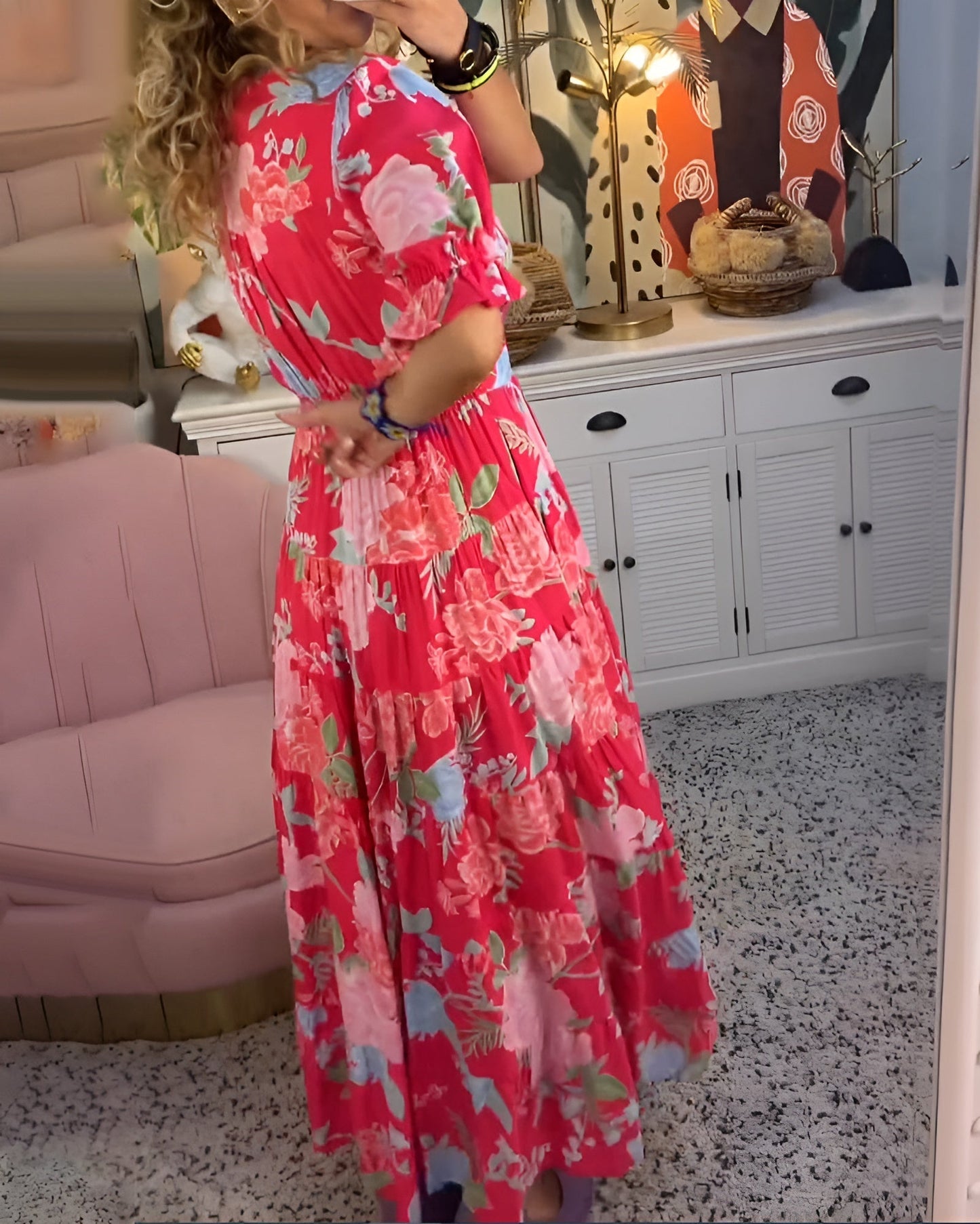 Karina | Vestido con bolsillos, escote en V y estampado floral