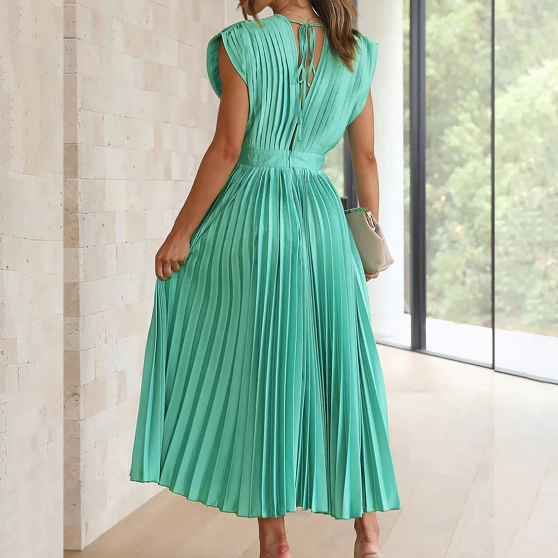 Alice | Vestido Midi Plisado