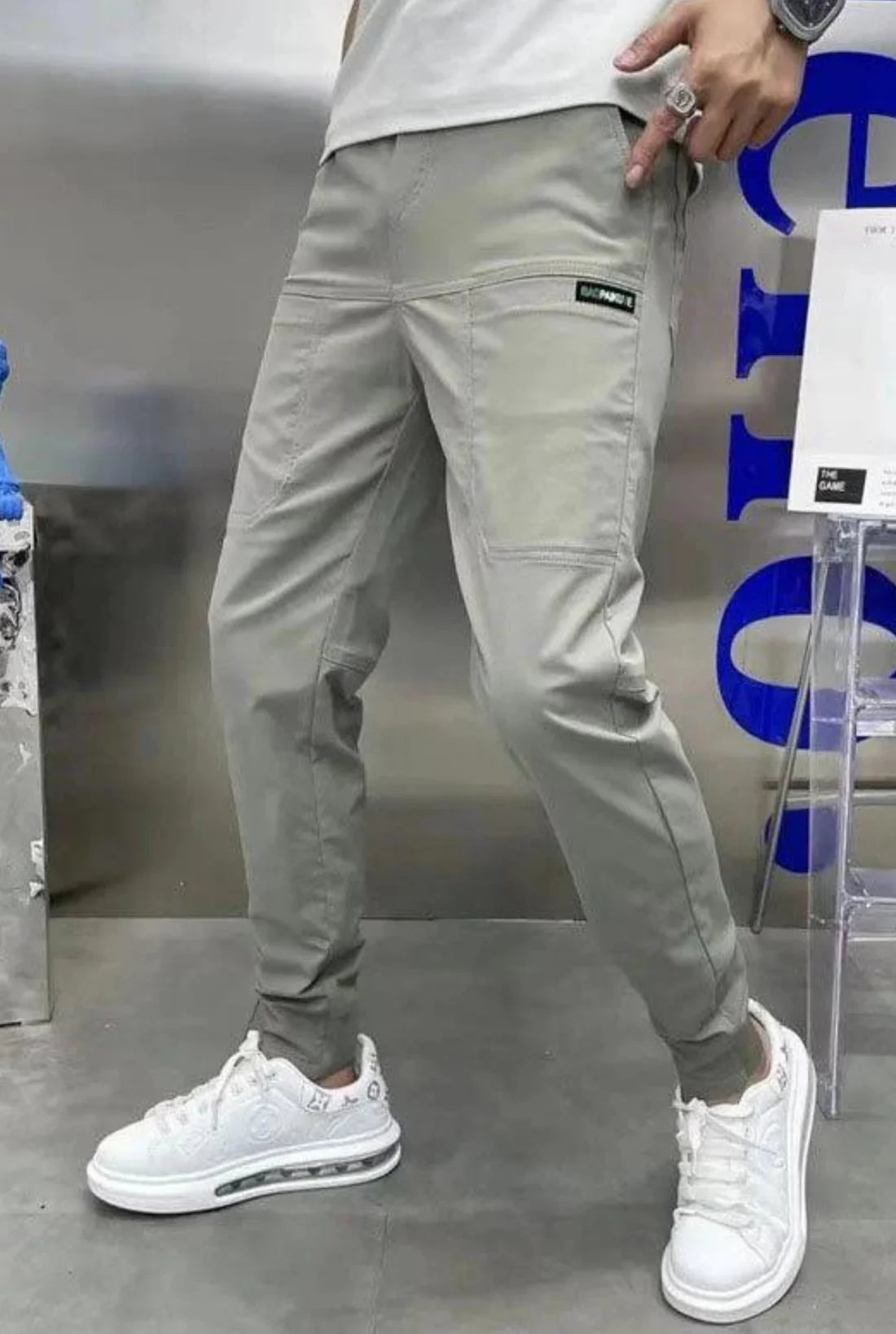 Pantalones cargo elásticos