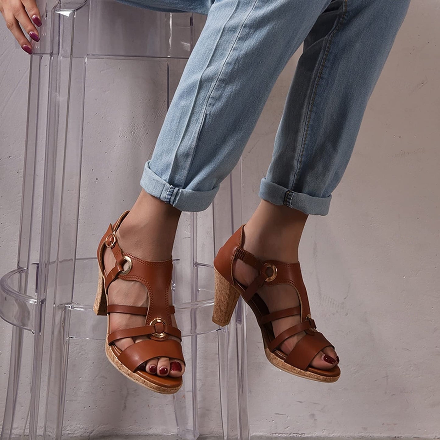 Sandalias de cuero con tacón