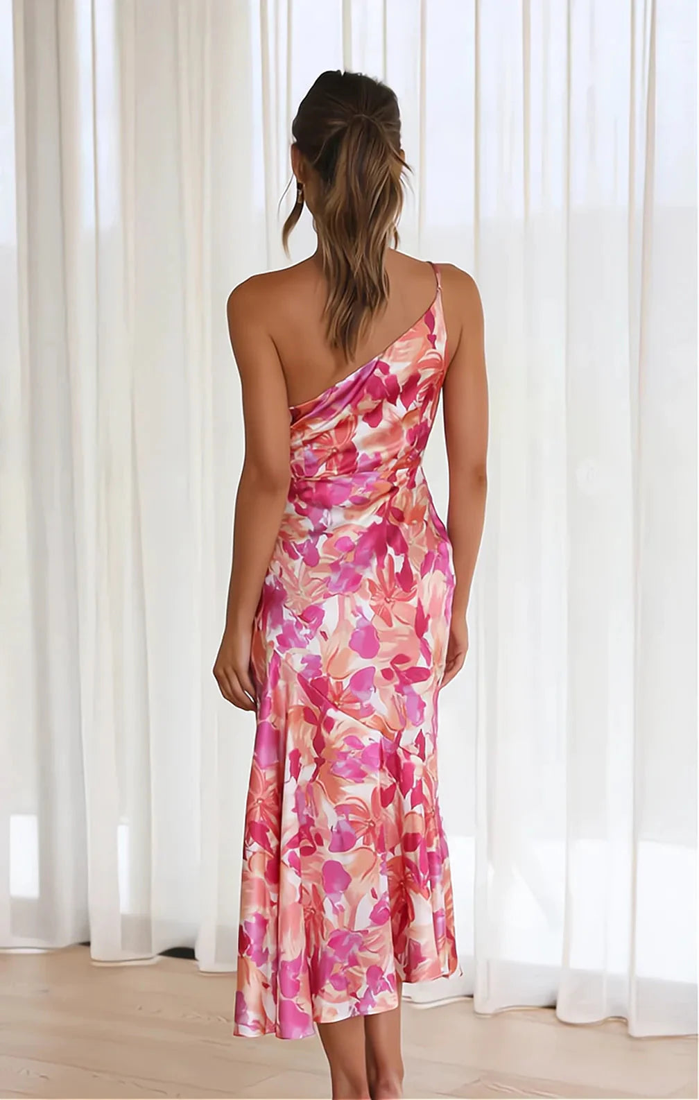 Senna | Vestido Asimétrico Con Estampado Floral