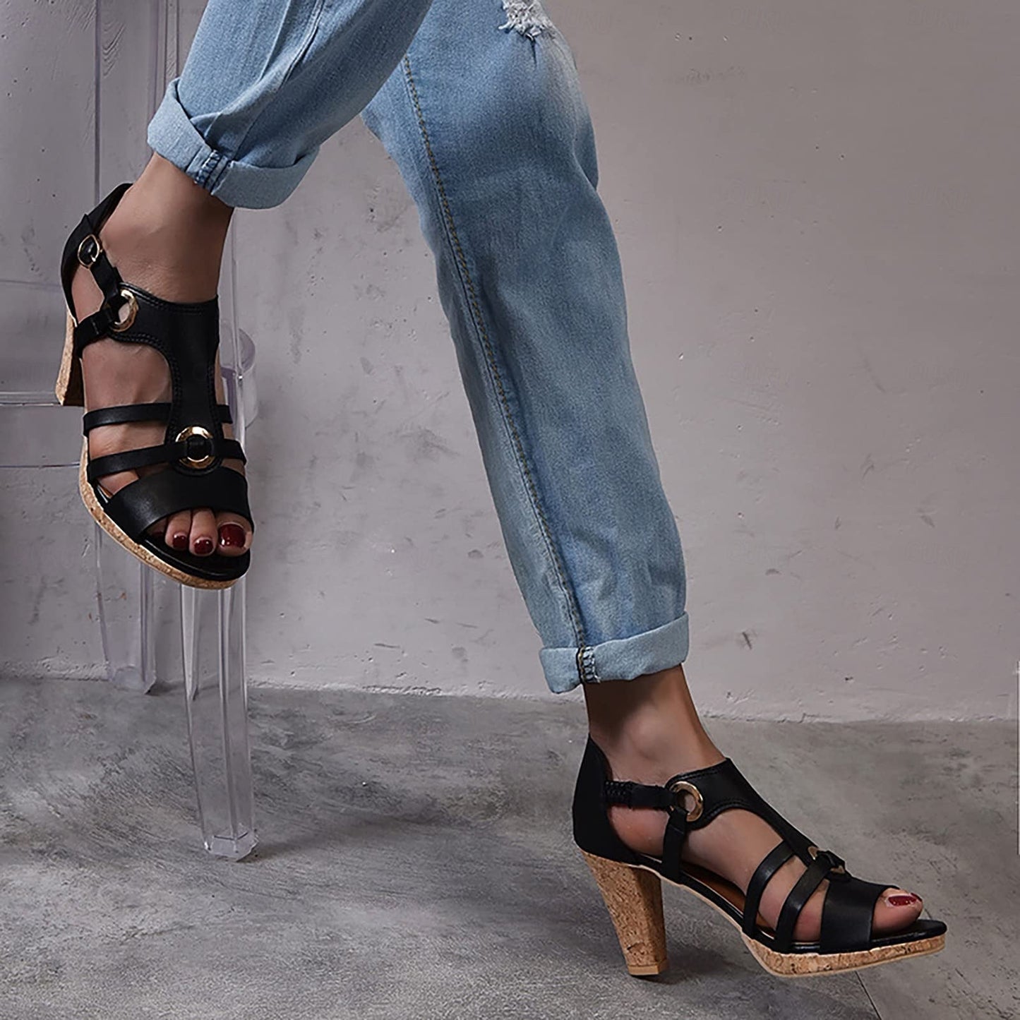 Sandalias de cuero con tacón