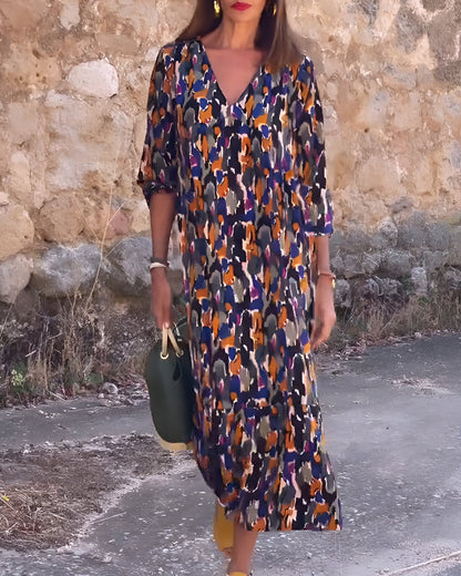 Natalia | Vestido con escote en V y estampado retro