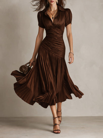 Adriana ∙ Vestido Midi Satinado con Rayas Retro