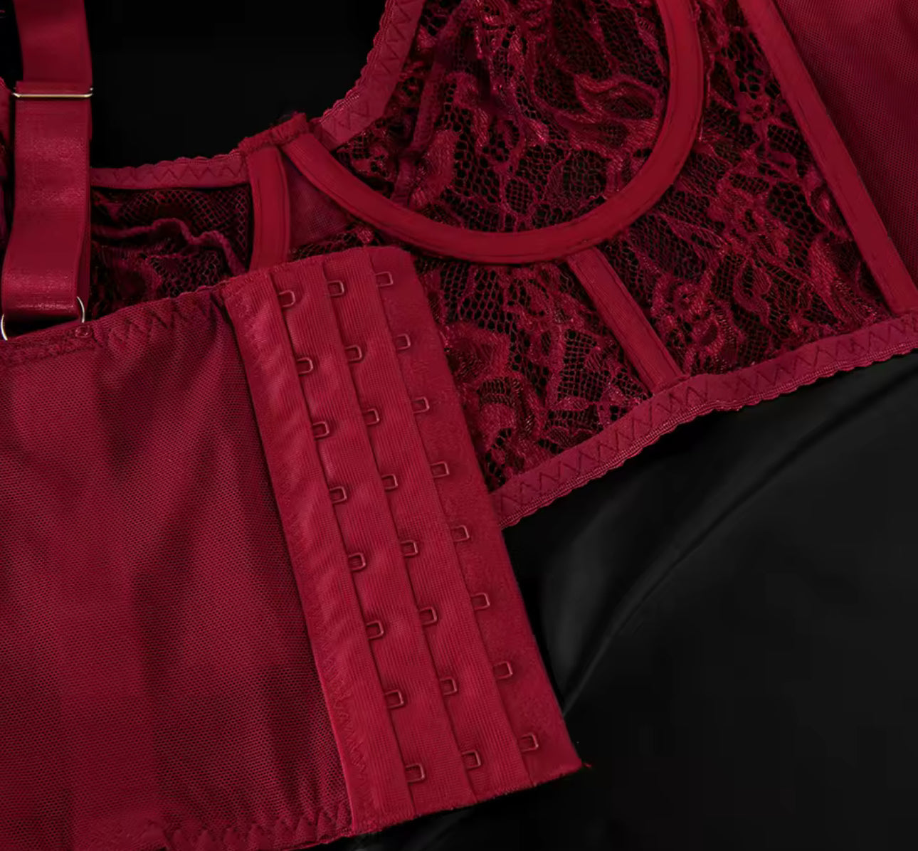Amber™ | Rouge Desire Lingerieset