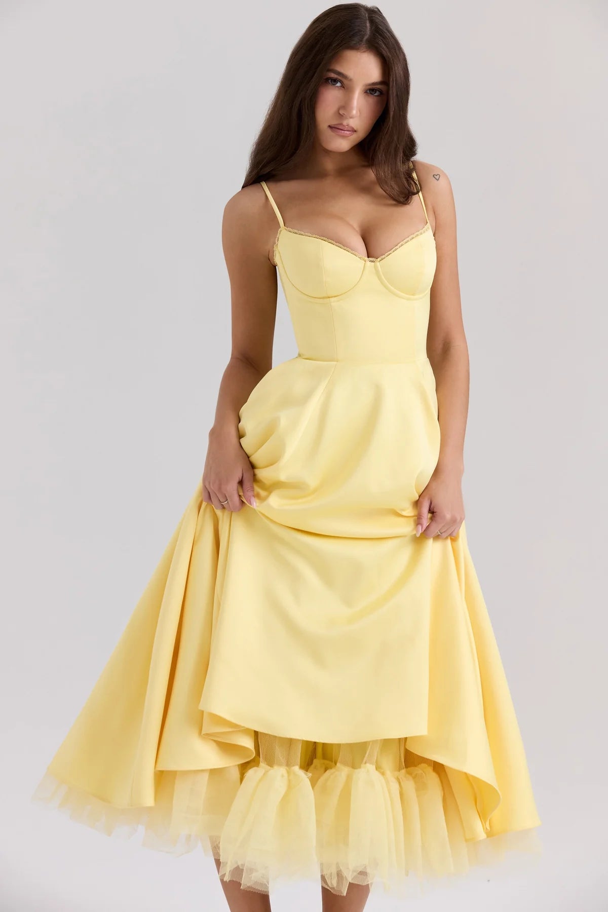 Cindy | Vestido Midi de Tul con Encanto Romántico